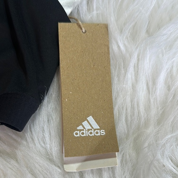 Adidas Black Sports Bra with Moisture-Wicking Fabric - Picture 2 of 10